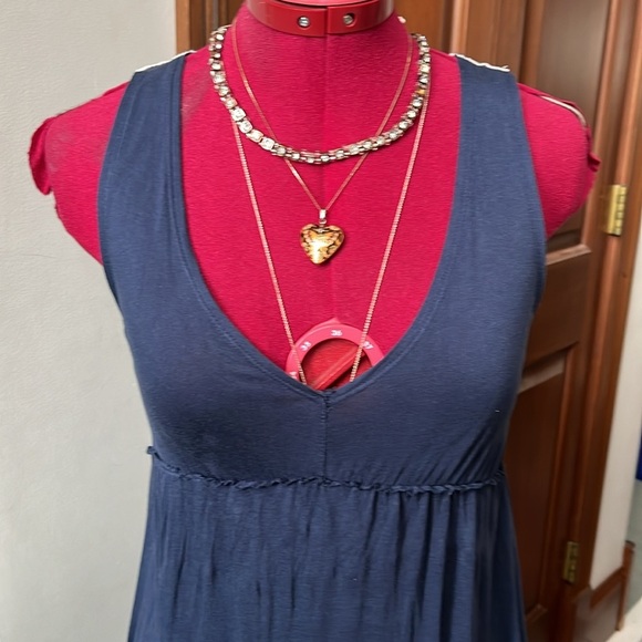 Mudd  lace Back dress  low-cut V front  EUC Midriff style  navy blue/cream Sz XS - Picture 4 of 13